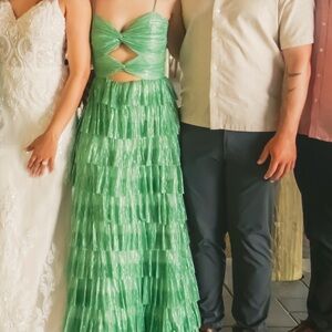 Gianni Bini Green Tiered Dress